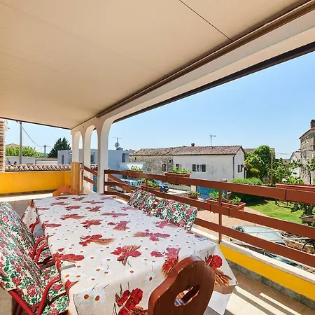 Apartment Apartament Fiorella *